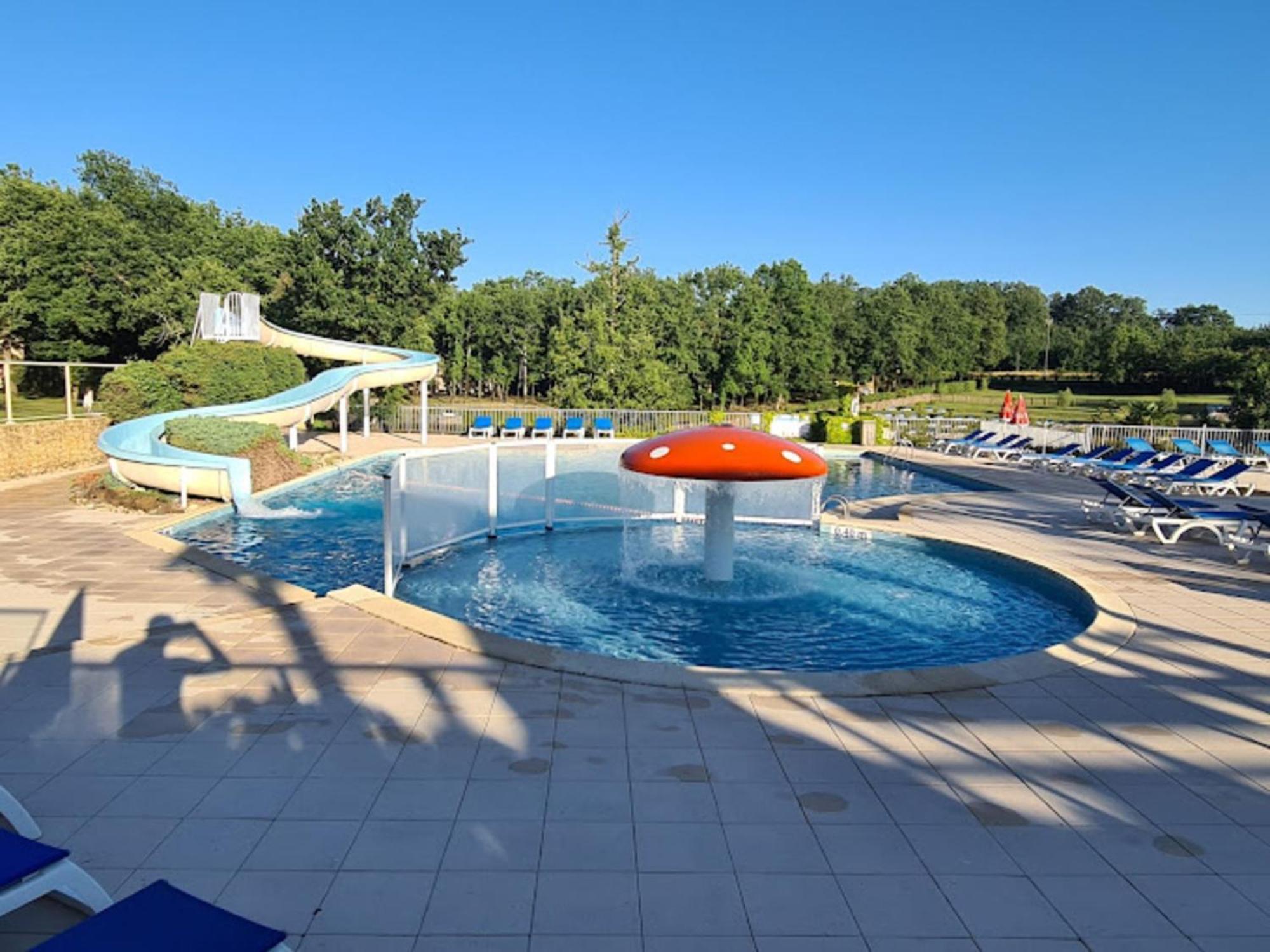 Camping Saint Avit Loisirs Journiac Екстериор снимка